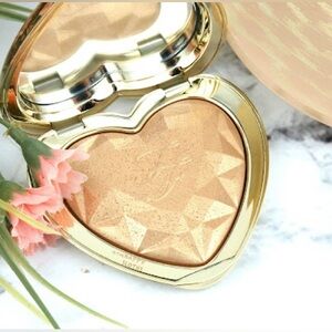 🆕 Too Faced Love Light Ray of Light Prismatic Highlighter “You Light Up My Life”